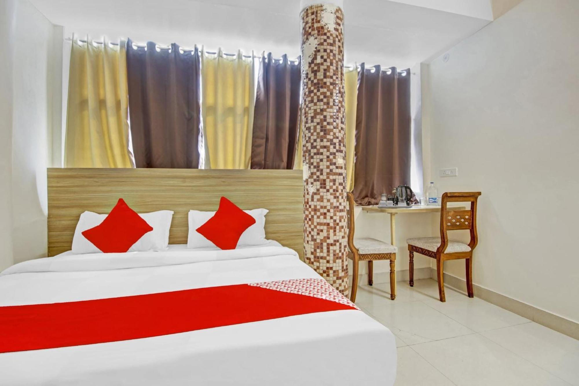 Oyo Flagship 80772 Hotel The Grand Rdc Ghaziabad Eksteriør bilde