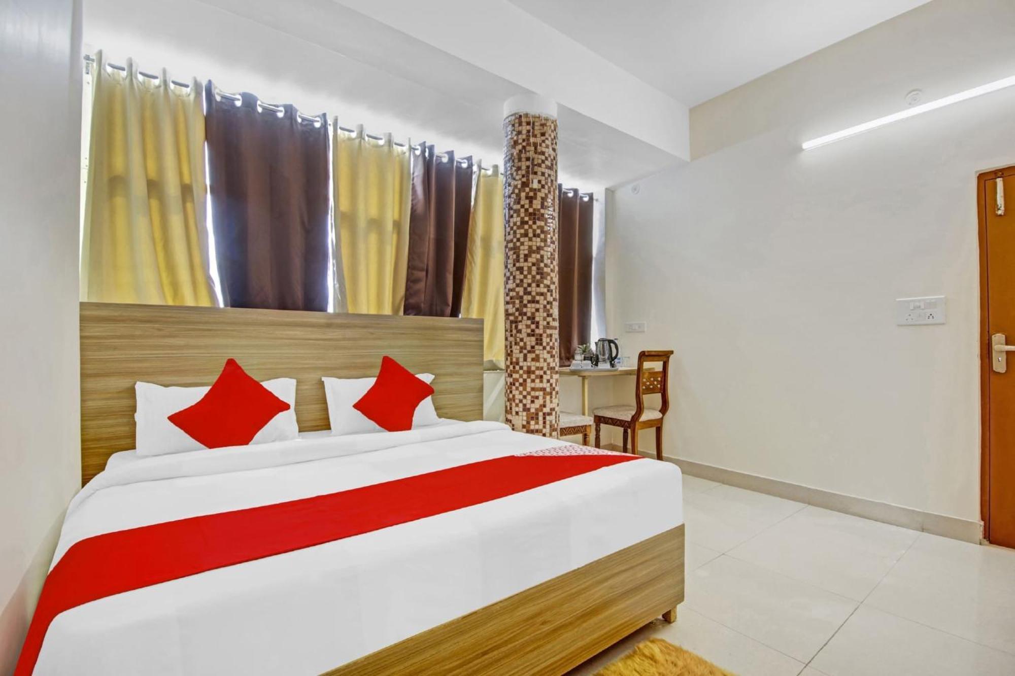 Oyo Flagship 80772 Hotel The Grand Rdc Ghaziabad Eksteriør bilde